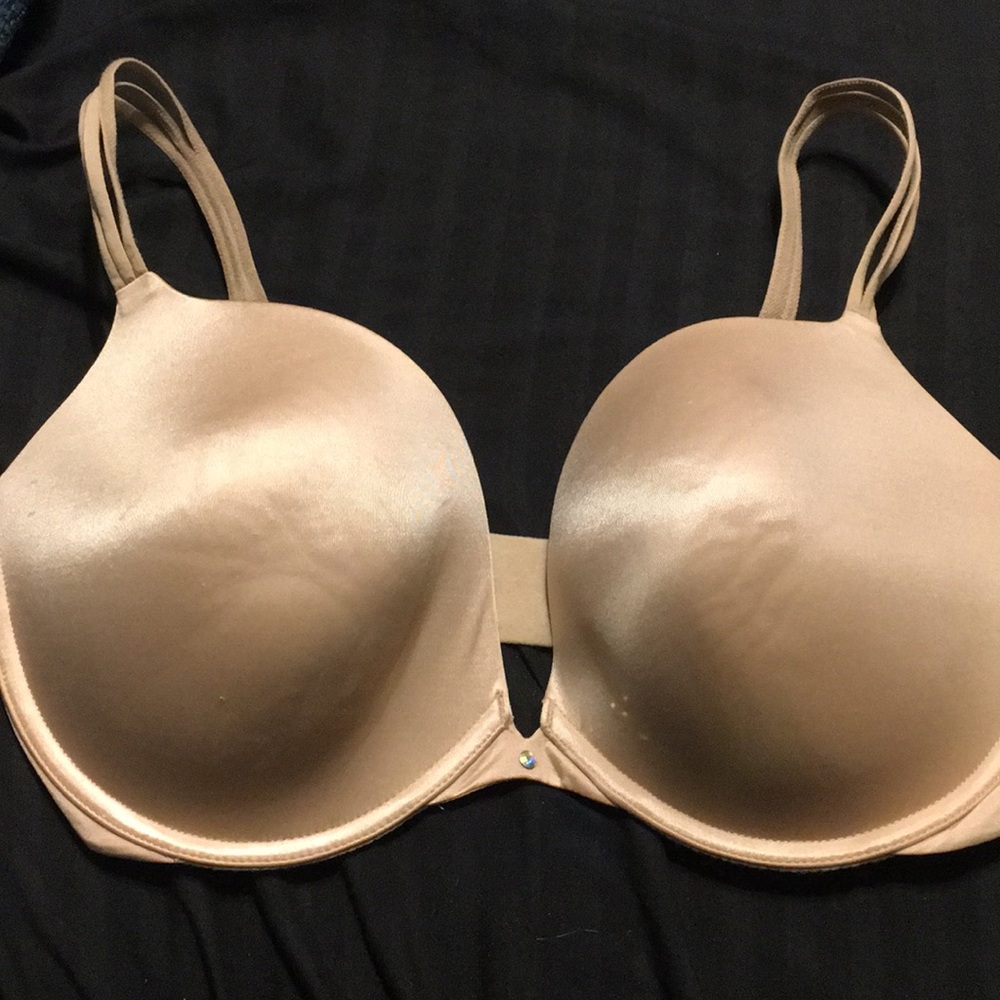 Victoria’s Secret Very Sexy Pushup Bra
